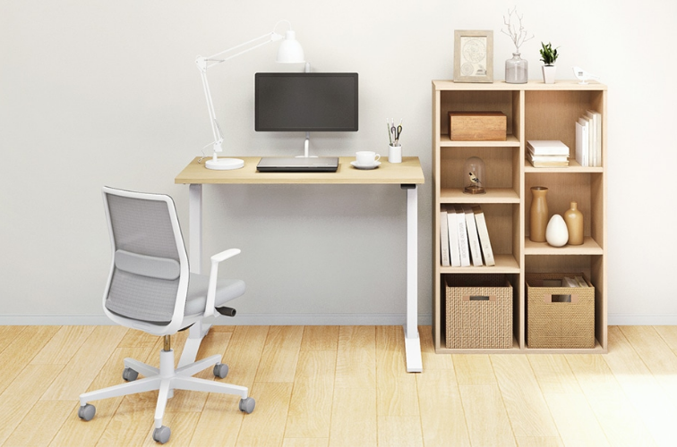 昇降デスク(6万円相当)